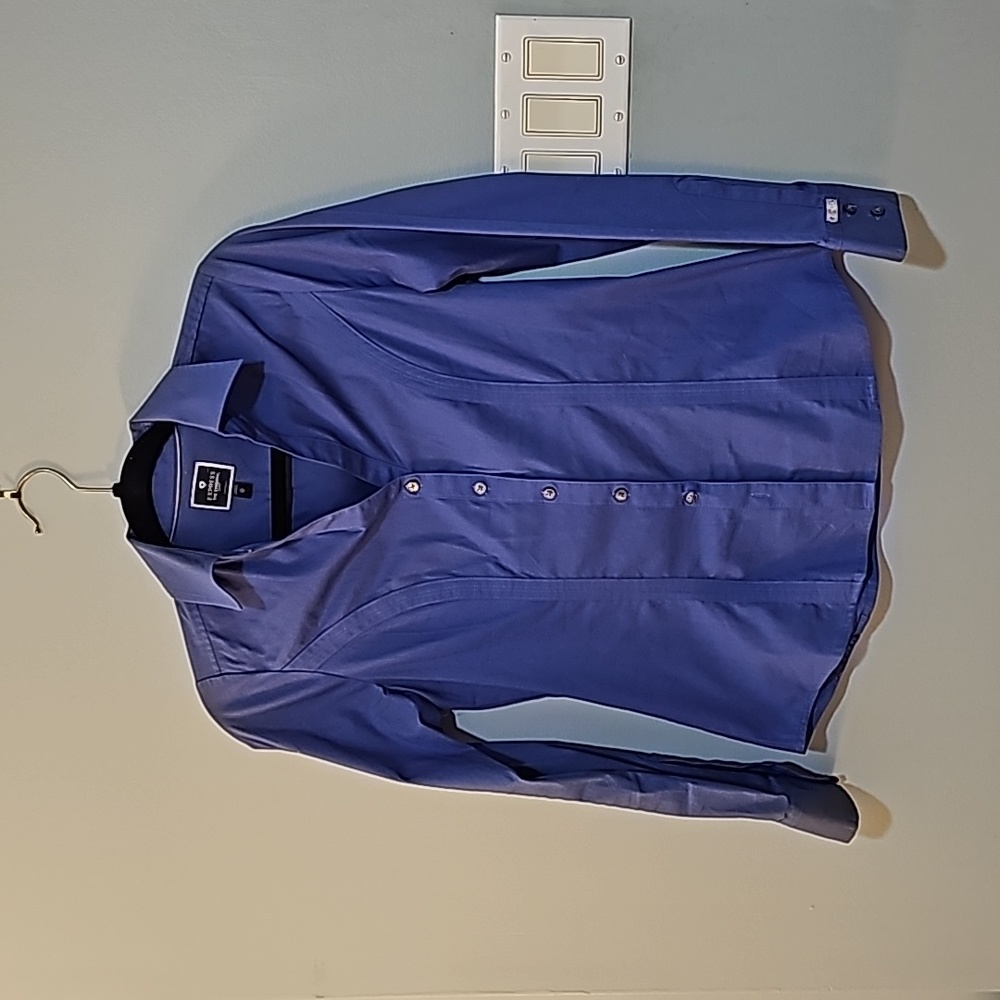 'Express,' Size X-Small, The Essential Shirt